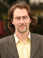 Eric-Dacheux-Communication-Sans-Frontières